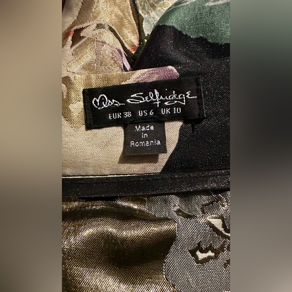 Miss Selfridge High Waisted  Floral Skirt - Picture 2 of 4